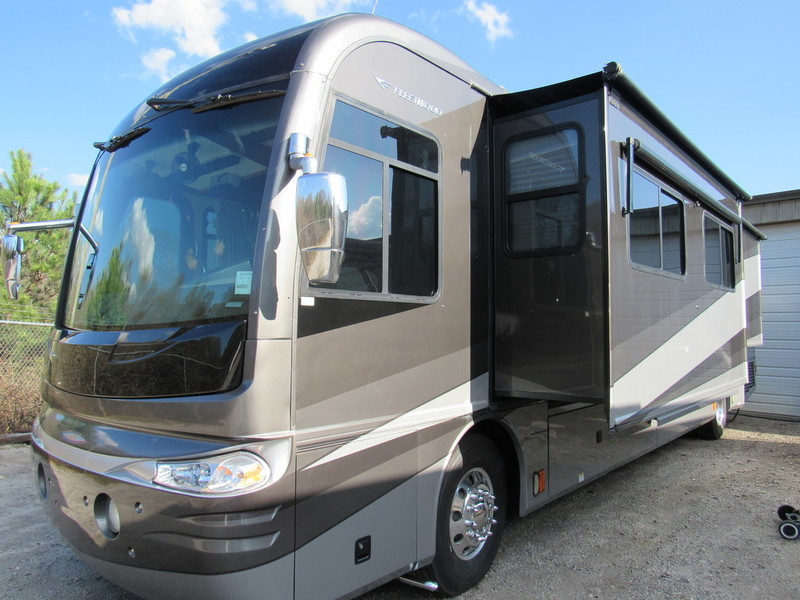 Fleetwood American Revolution Lee RVs for sale