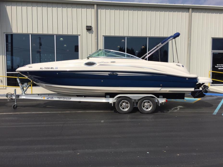 2006 Sea Ray 240 Sundeck