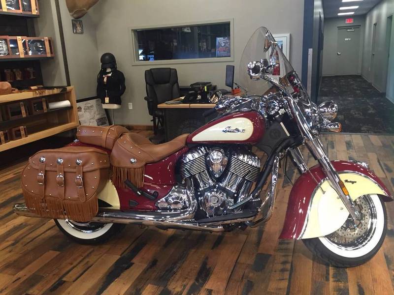 2017 Indian Chief Vintage Indian Motorcycle Red Over Ivory Cream