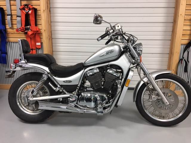 2003 Suzuki Intruder 800