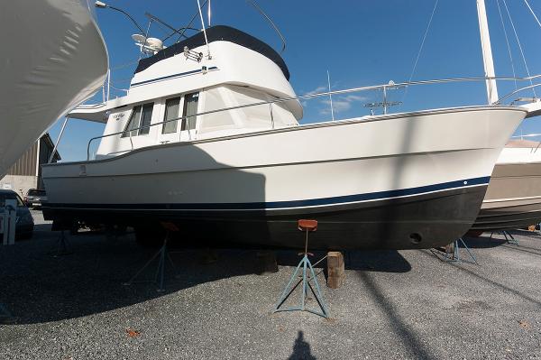 1999 Mainship 350 Trawler