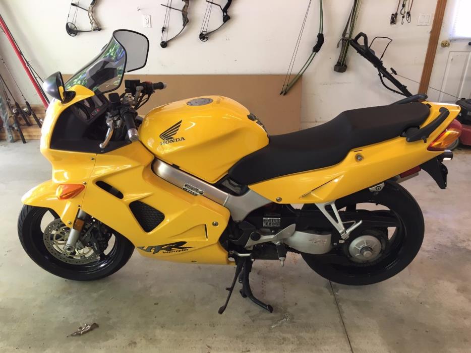 2000 Honda VFR 800