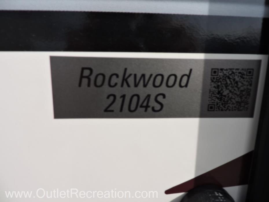 2017 Forest River Rockwood Mini Lite2104S