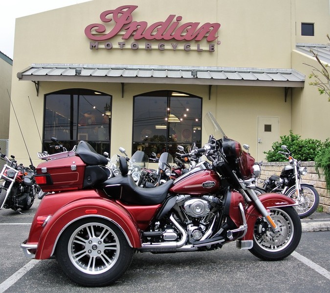 2009 Harley-Davidson FLHTCUTG - Tri Glide Ultra Classic