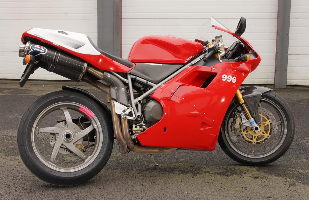 2001 Ducati SUPERBIKE 996