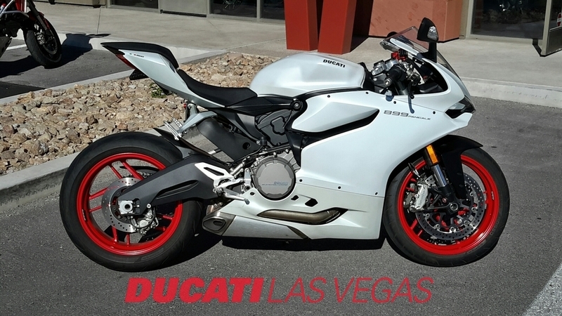 2015 Ducati 899 Panigale Star White Silk
