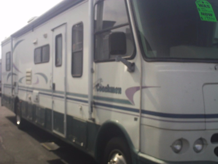 1999 Coachmen Mirada 34