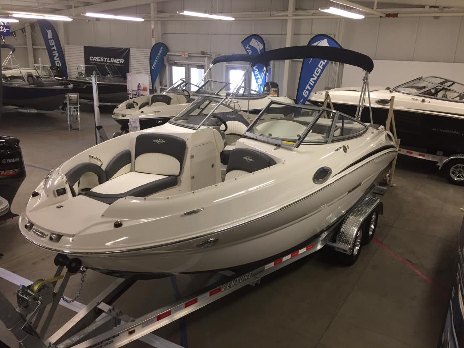 2017 Stingray Boats 215LR