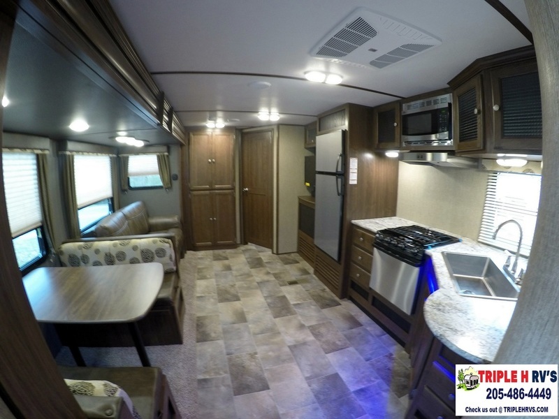 2017 Keystone Rv Sprinter Campfire 33BH