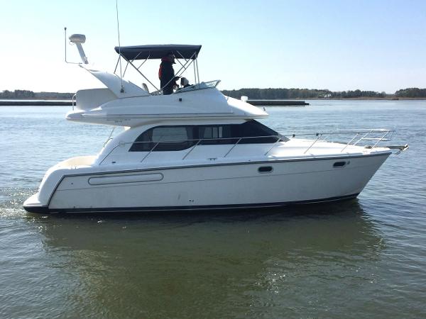 Bayliner 3488 Command Bridge Boats for sale