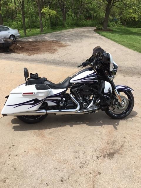 2016 Harley-Davidson STREET GLIDE CVO