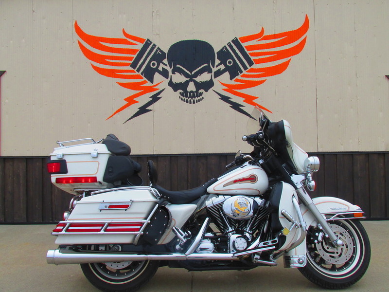 2003 Harley-Davidson FLHTCUI SHRINE