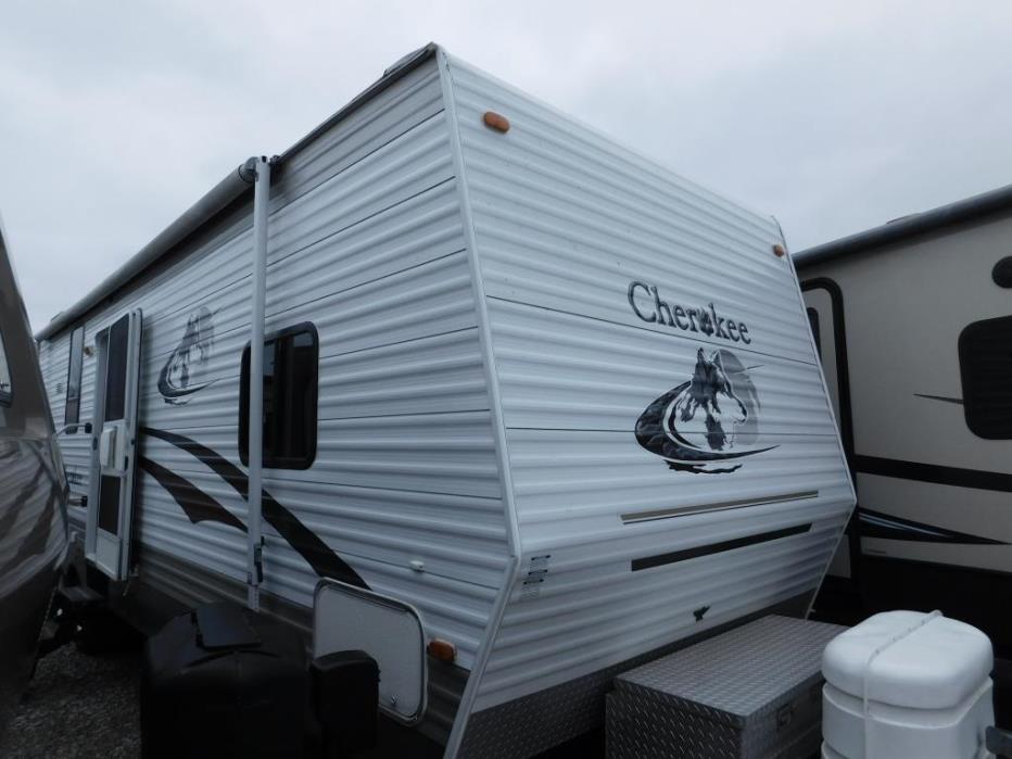 2005 Forest River Cherokee 31B