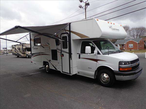 2014 Coachmen Freelander 21QB Chevy