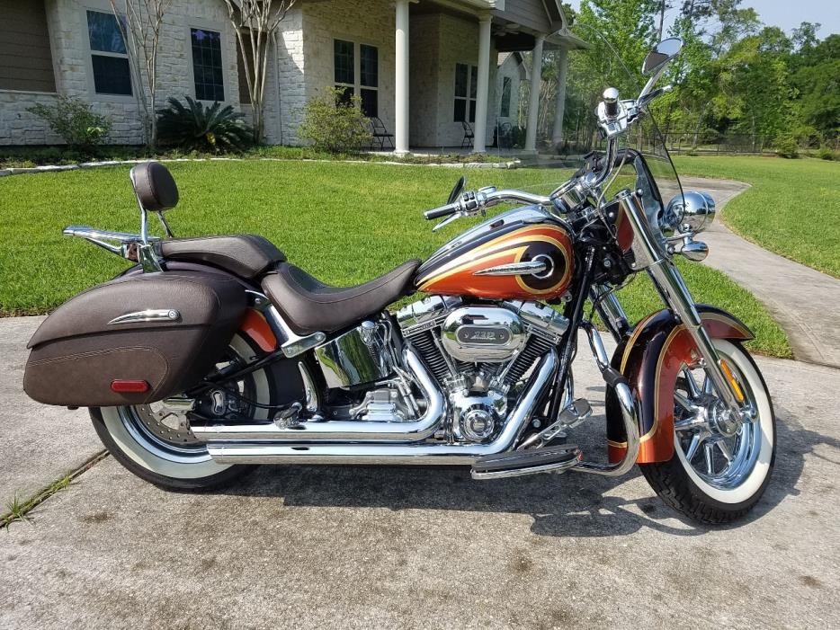 2014 Harley-Davidson SOFTAIL CVO DELUXE