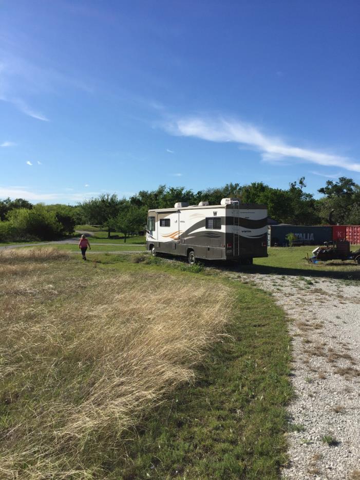 2010 Winnebago VISTA 32K