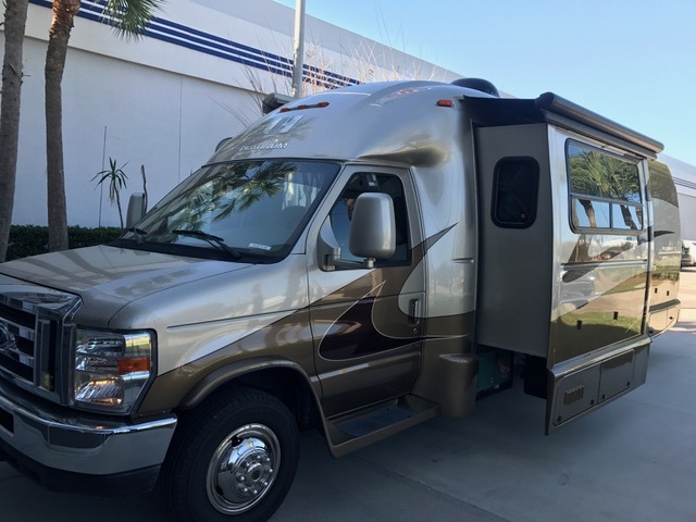Coach House rvs for sale in Florida