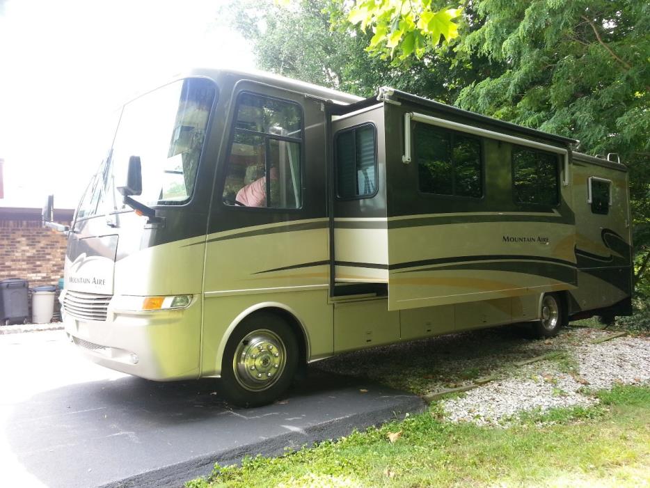 2004 Newmar MOUNTAIN AIRE 37