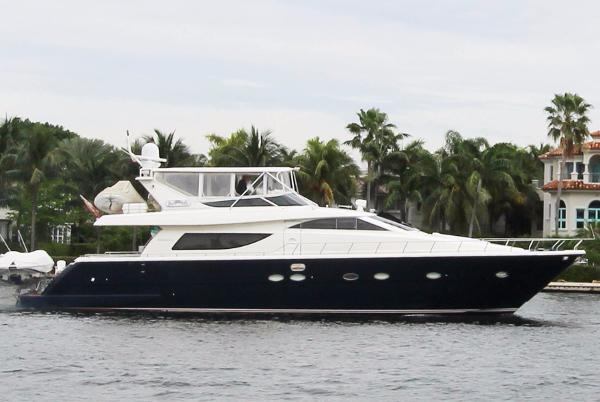 2004 Uniesse 72 MOTOR YACHT