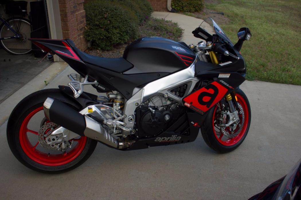 2016 Aprilia RSV4 RR