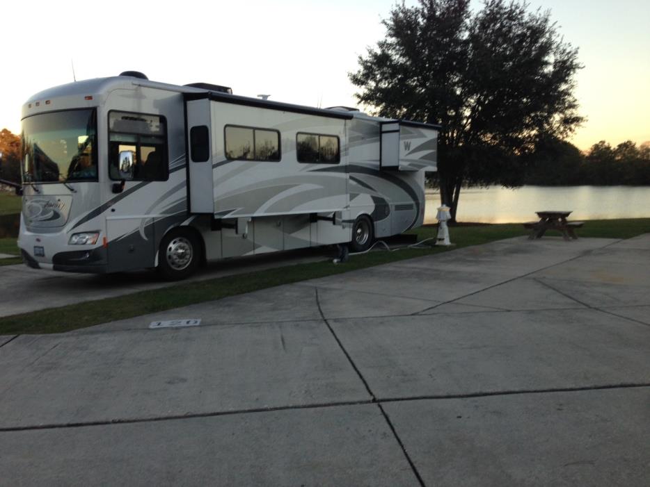 2012 Winnebago JOURNEY 36M