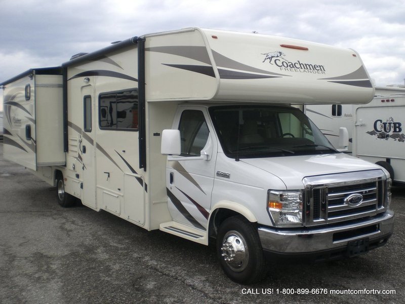 2016 Coachmen Freelander 32BH Ford