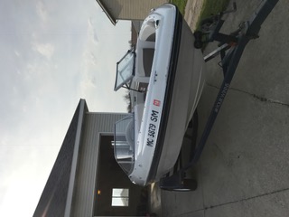 2003 Four Winns Freedom 170