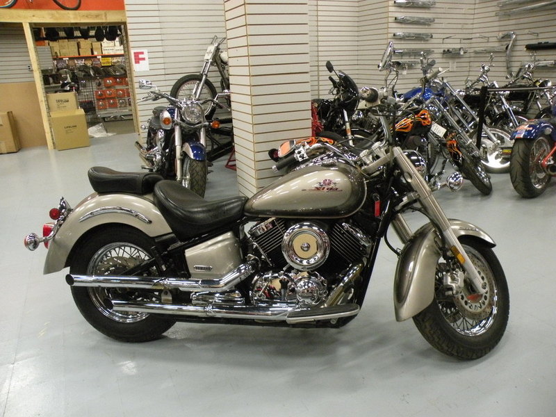 2002 Yamaha 1100 V Star Classic-Affordable-Low Miles!