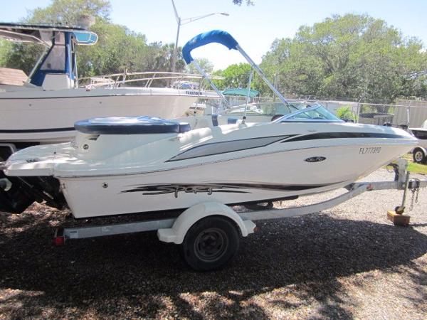 2011 Sea Ray 185 Sport