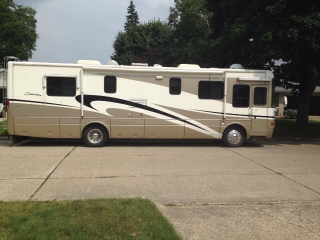 2003 National TRADEWINDS 375LE