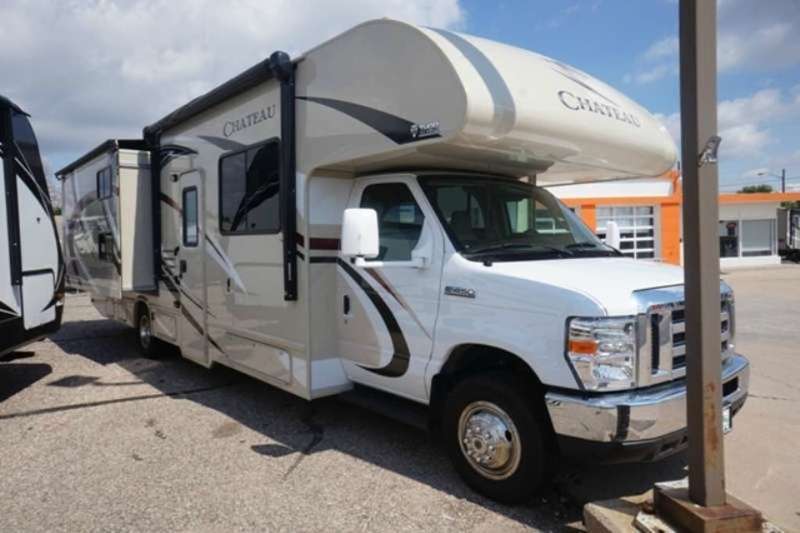 2017 Thor Motor Coach Chateau 30C