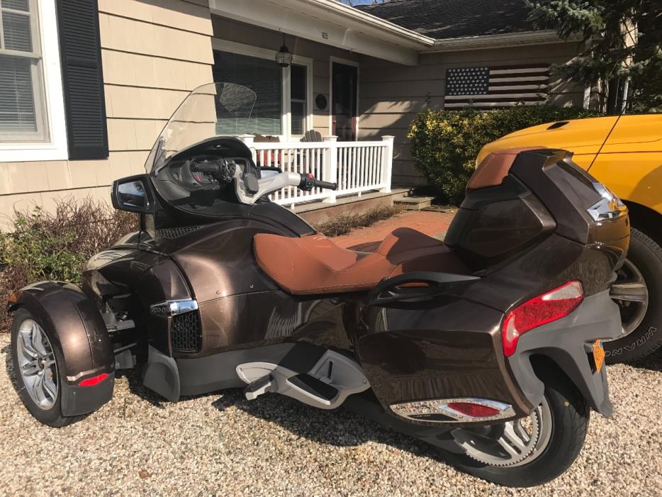 2012 Can-Am SPYDER RT LIMITED