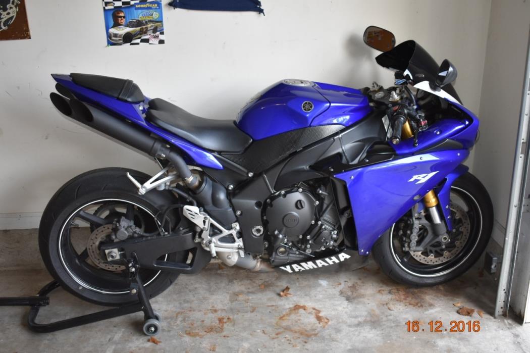 2010 Yamaha YZF R1