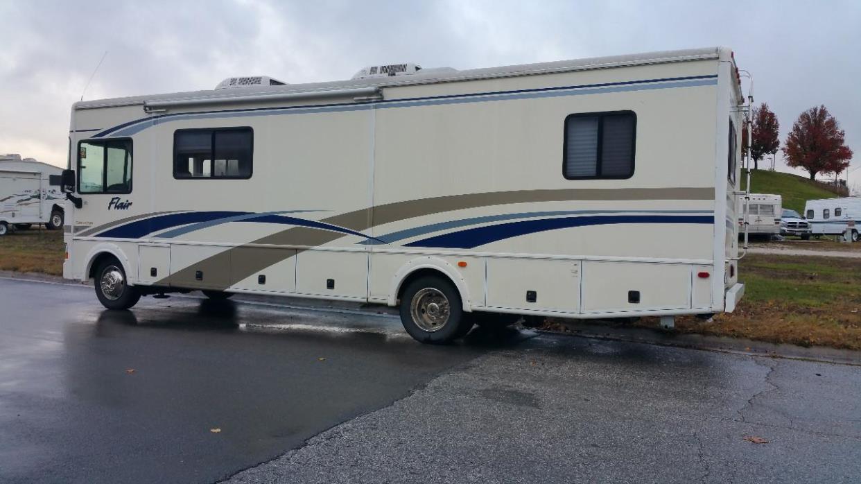 2001 Fleetwood FLAIR 31A