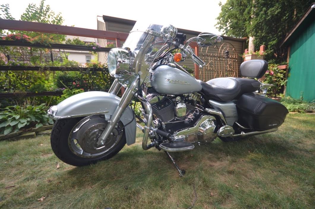 2004 Harley-Davidson ROAD KING CUSTOM