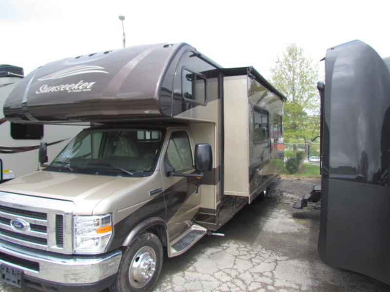 2018 Forest River Sunseeker Ford Chassis 3010DS