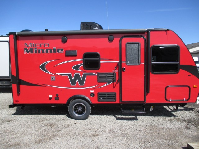 2018 Winnebago 1700BH