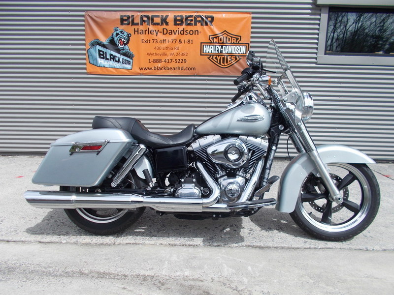 2012 Harley-Davidson FLD - Dyna Switchback