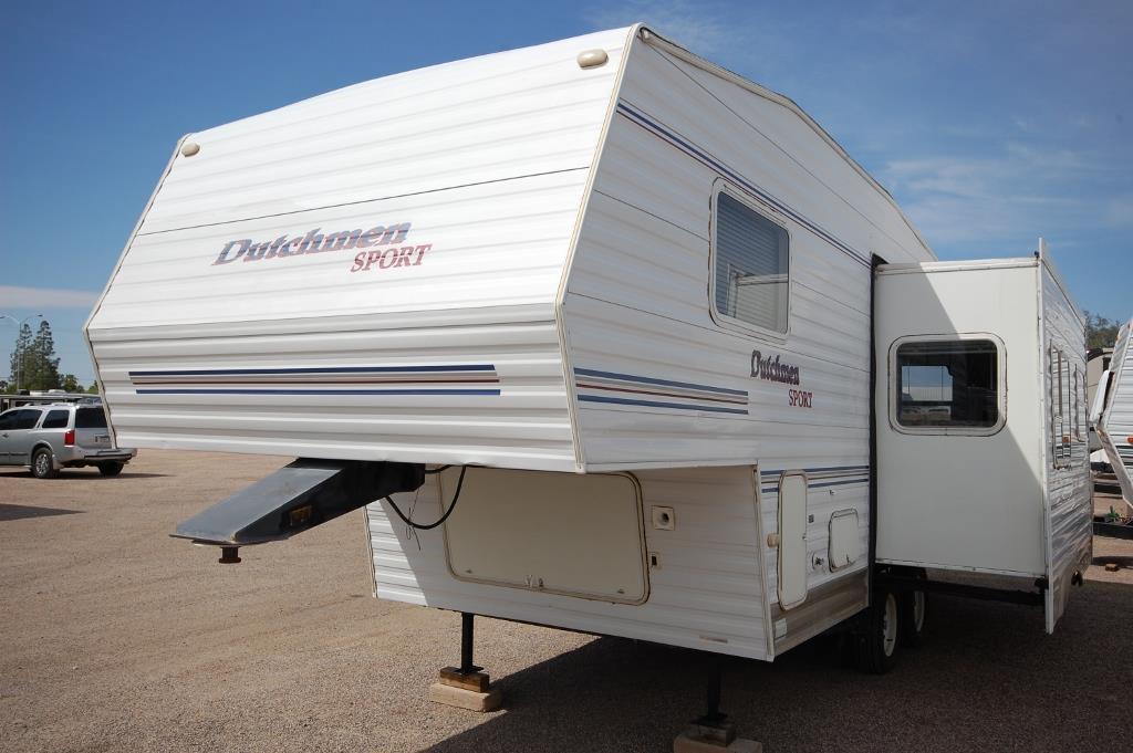 2002 Dutchmen Sport 24L 5th Wheel