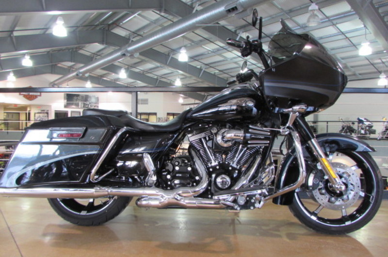 2013 Harley-Davidson FLTRXSE2 - CVO Road Glide Custom 110th Anniversary Edit