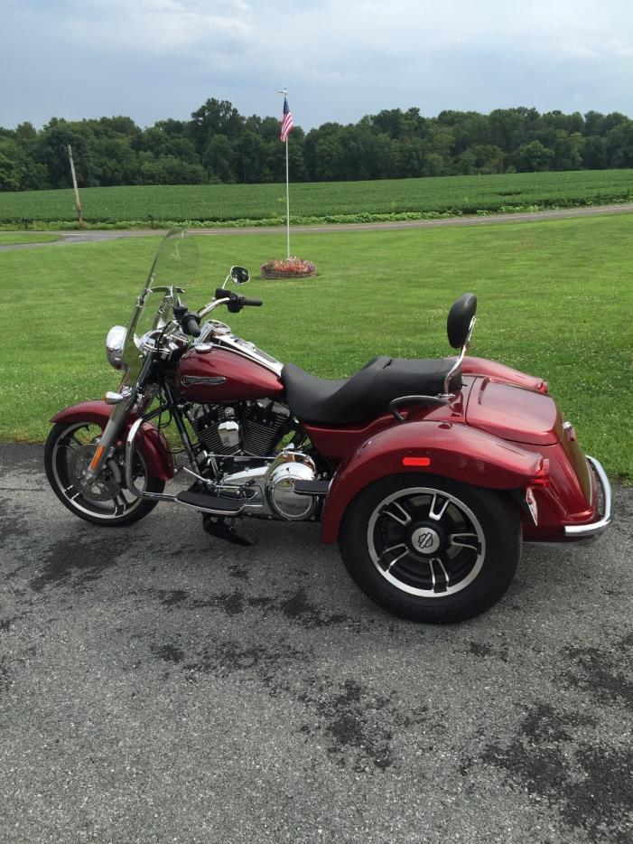 2016 Harley-Davidson FREEWHEELER