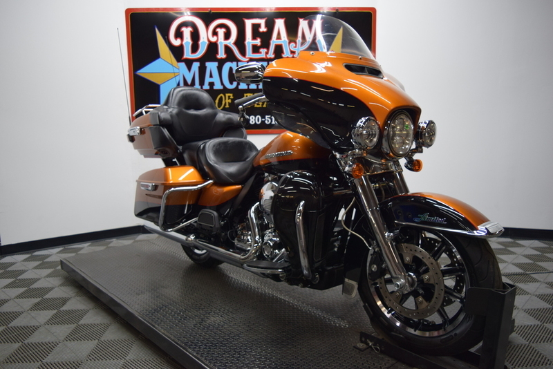 2014 Harley-Davidson FLHTK - Ultra Limited *Manager's Special*