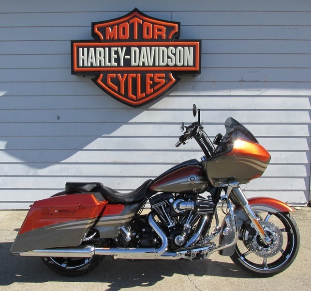 2013 Harley-Davidson FLTRXSE2 - CVO Road Glide Custom