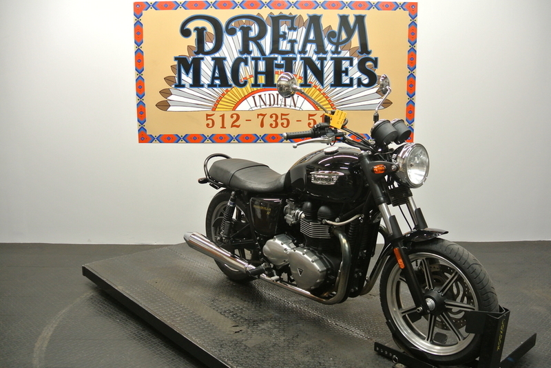 2012 Triumph Bonneville SE