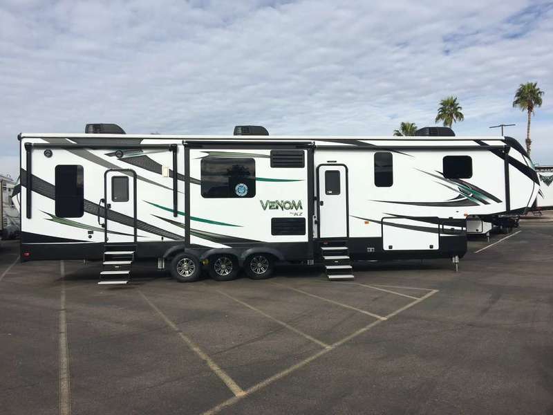 2017 Kz Rv Venom  V3911TK