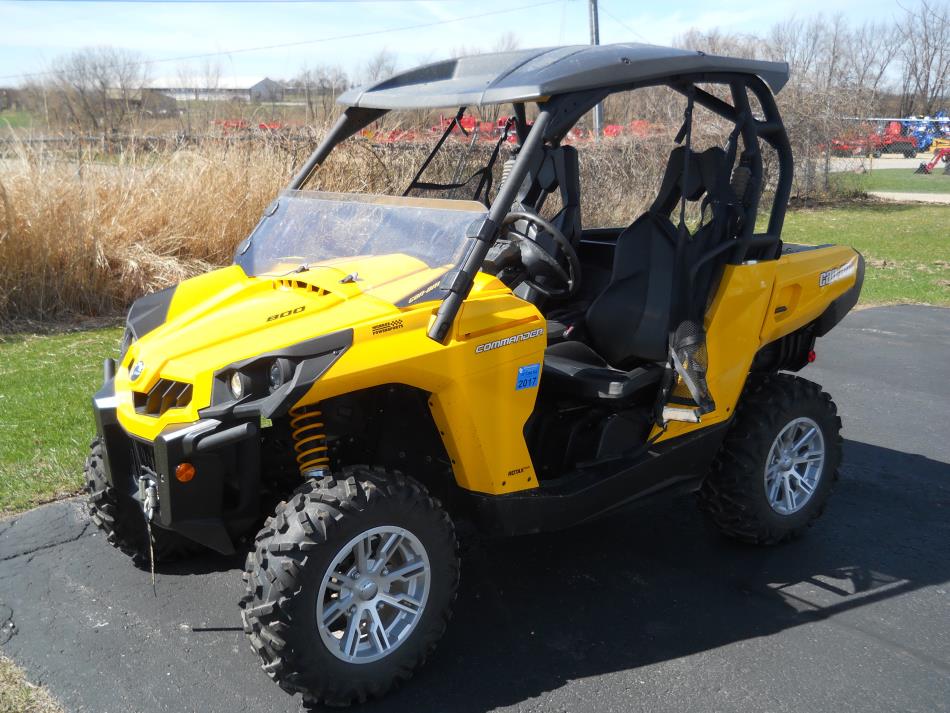 2014 Can-Am COMMANDER DPS 800