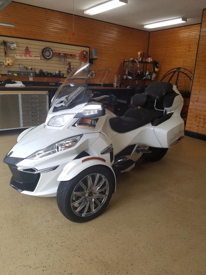 2015 Can-Am SPYDER RT LIMITED