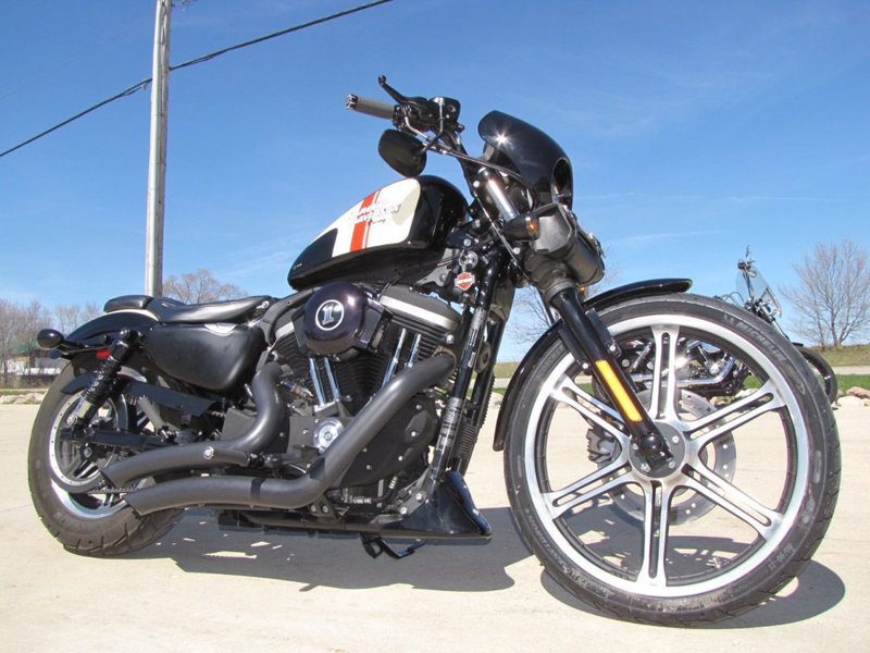 2013 Harley-Davidson SPORTSTER IRON 883 XL883N