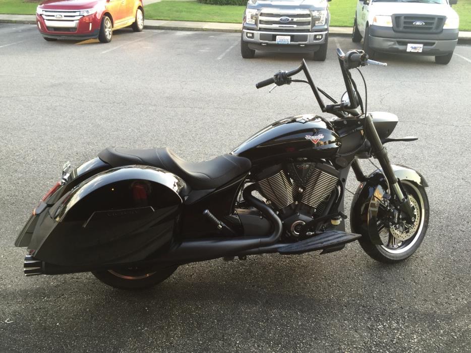 2014 Victory CROSS ROADS 8-BALL