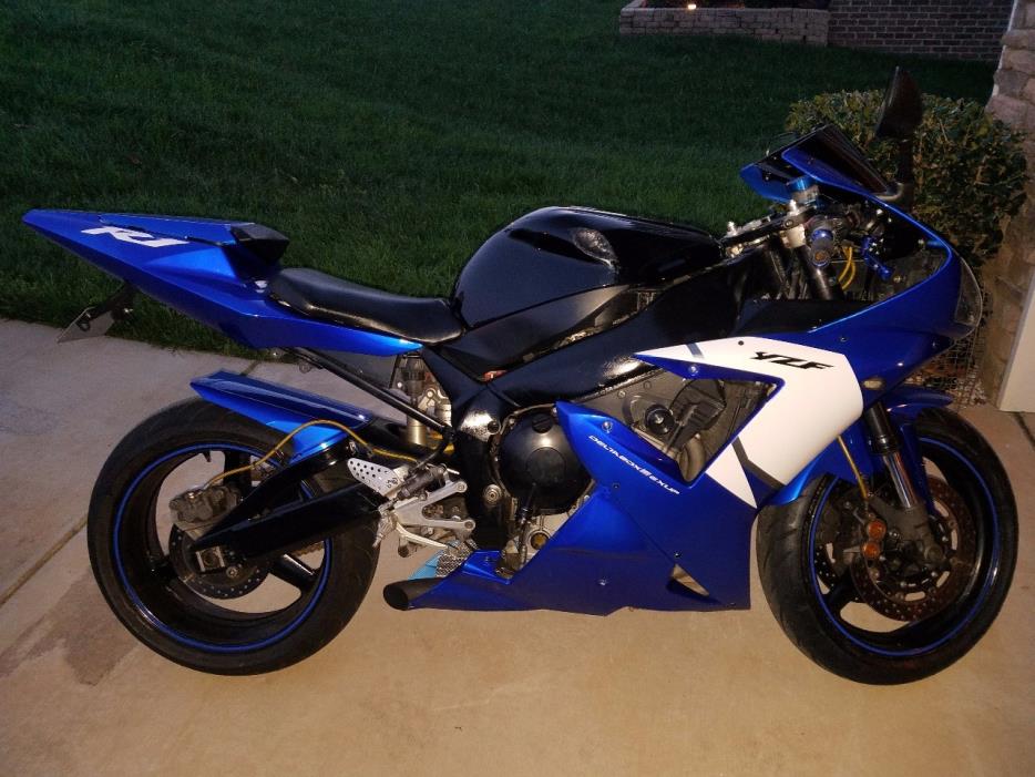 2003 Yamaha YZF R1